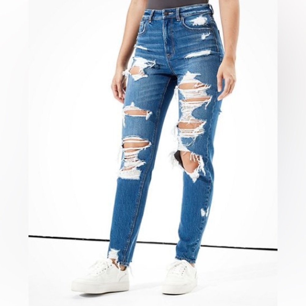 American Eagle Mom Jeans